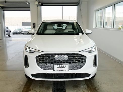 New 2025 Audi Q5 Premium image 2