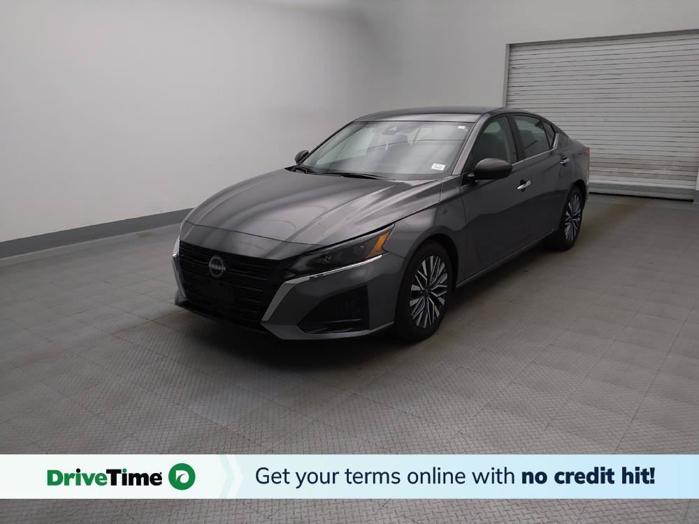 Used 2025 Nissan Altima 2.5 SV FWD image 1