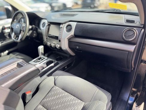 Used 2021 Toyota Tundra SR5 w/ Trail Edition image 19