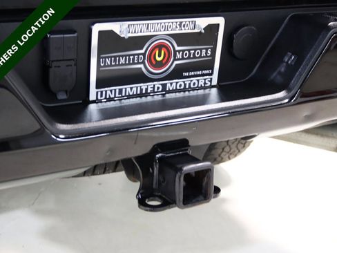Used 2021 GMC Sierra 2500 AT4 AWD/4WD image 14