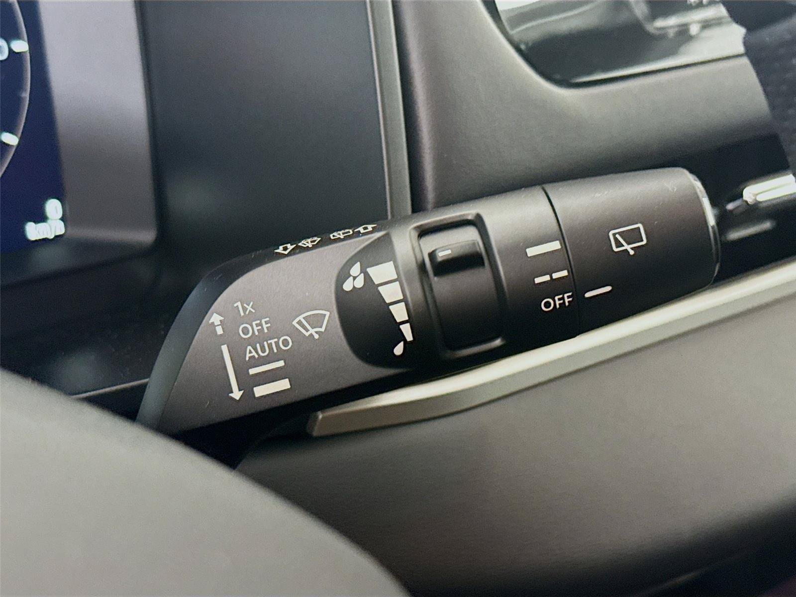 New 2026 Mitsubishi Outlander SE FWD image 6