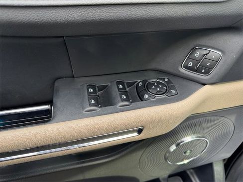 Certified 2024 Ford Expedition Limited image 20