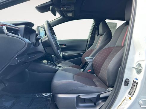 Used 2024 Toyota Corolla SE w/ SE Premium Package image 15