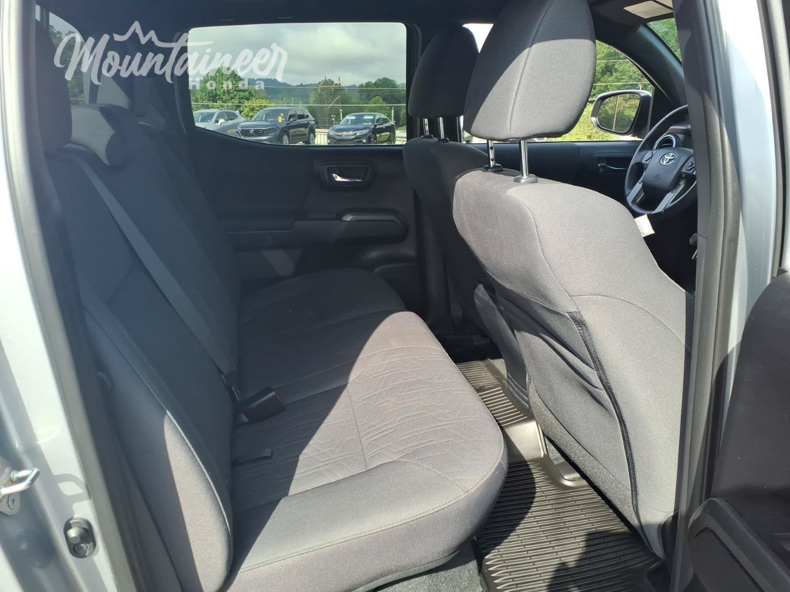 Used 2019 Toyota Tacoma TRD Sport AWD/4WD image 22