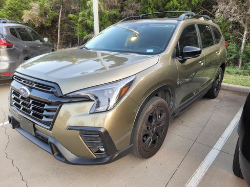 Used 2025 Subaru Ascent Onyx Edition AWD/4WD image 1
