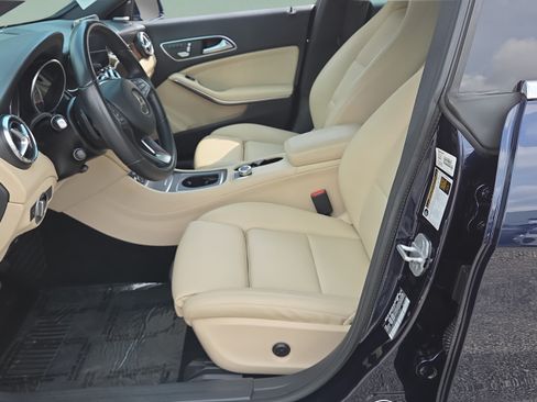 Certified 2017 Mercedes-Benz CLA 250 image 9