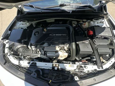 Used 2016 Chevrolet Malibu LS FWD image 25