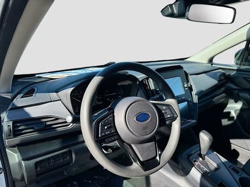 Used 2024 Subaru Crosstrek 2.0i image 9