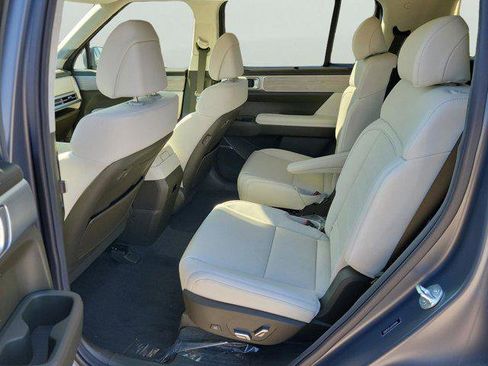 New 2025 Hyundai Santa Fe Calligraphy image 10