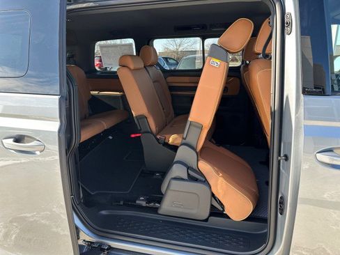 New 2025 Volkswagen ID. Buzz Pro S image 42