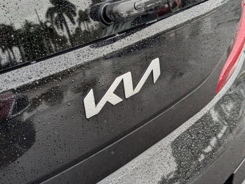 Certified 2022 Kia Soul LX image 29