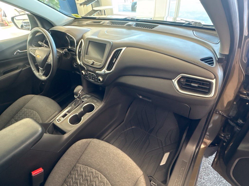 Used 2024 Chevrolet Equinox LT w/ LPO, Floor Liner Package AWD/4WD image 27