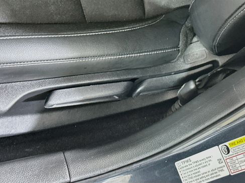 Used 2025 Honda Civic Sport image 13