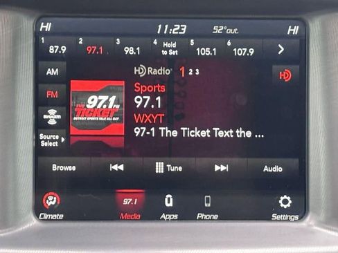 Used 2022 Dodge Charger SXT image 20