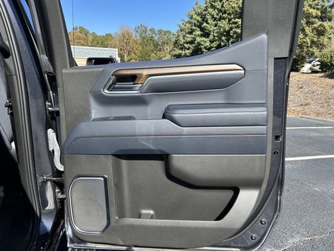 Used 2024 Chevrolet Silverado 1500 High Country image 62