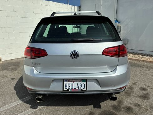 Used 2017 Volkswagen GTI S FWD image 9