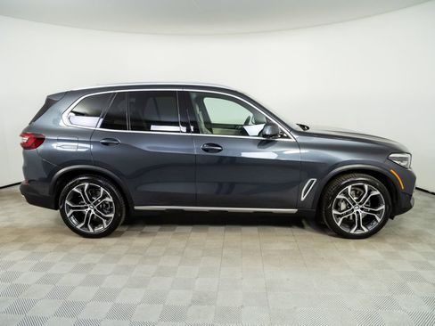 Used 2022 BMW X5 sDrive40i w/ Premium Package image 26