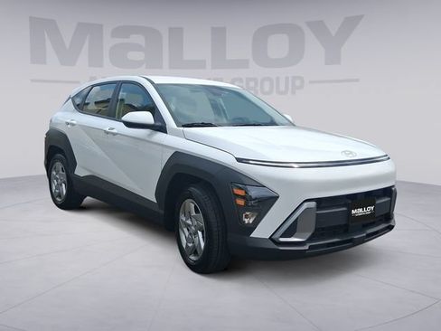Used 2026 Hyundai Kona SE FWD image 7