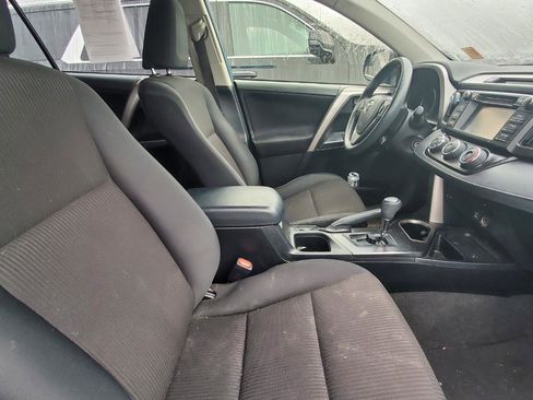 Used 2018 Toyota RAV4 LE w/ All Weather Liner Package image 4