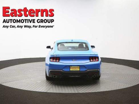Used 2025 Ford Mustang GT RWD image 33