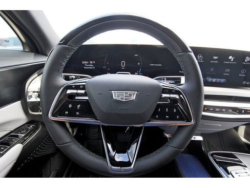 New 2026 Cadillac Lyriq Luxury image 13