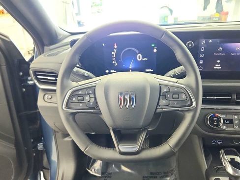 Used 2025 Buick Envista Preferred w/ Convenience I Package FWD image 25