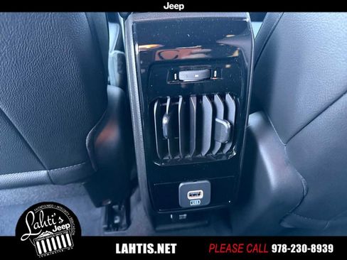 New 2026 Jeep Compass Limited image 31