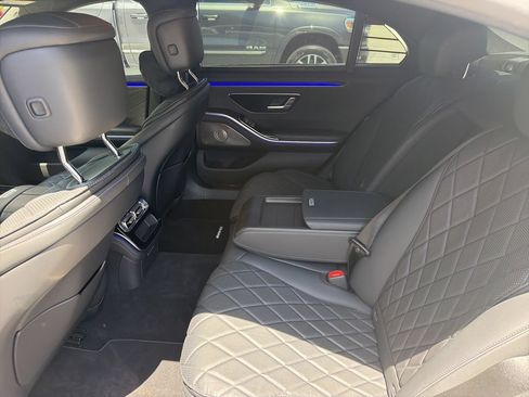 Used 2021 Mercedes-Benz S 580 4MATIC Sedan image 9