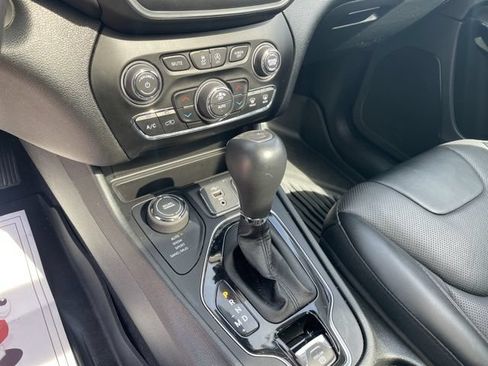 Used 2023 Jeep Cherokee Altitude Lux w/ Lux Elite Package AWD/4WD image 7