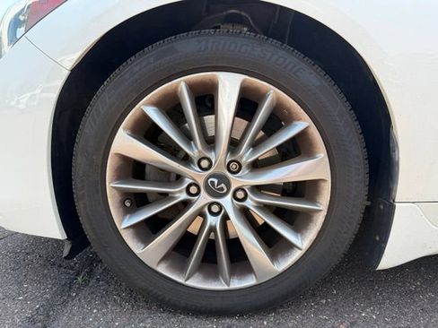 Used 2019 INFINITI Q50 Luxe w/ Essential Package (3.0T Luxe) AWD/4WD image 22