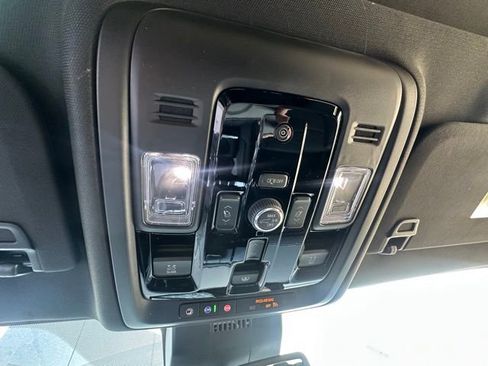 New 2026 GMC Yukon XL Denali w/ Sun & Power Step Package AWD/4WD image 22