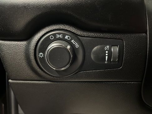 Certified 2024 Dodge Durango SXT w/ Trailer Tow Group IV image 15