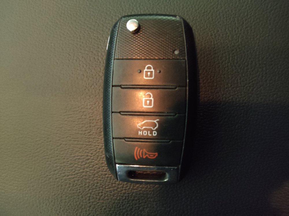 Used 2019 Kia Sorento S FWD image 32
