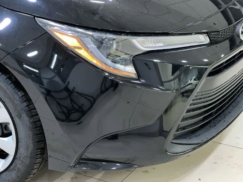 New 2026 Toyota Corolla LE image 2