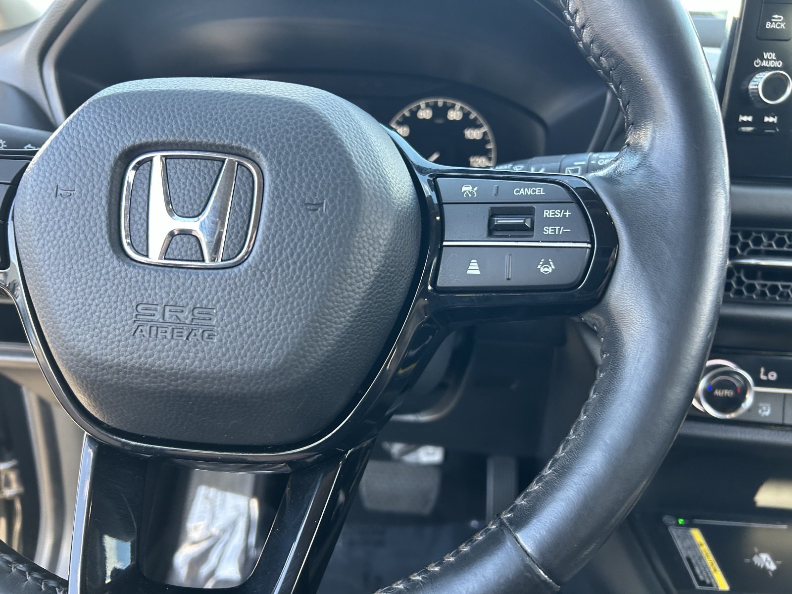 Used 2023 Honda HR-V EX-L image 29
