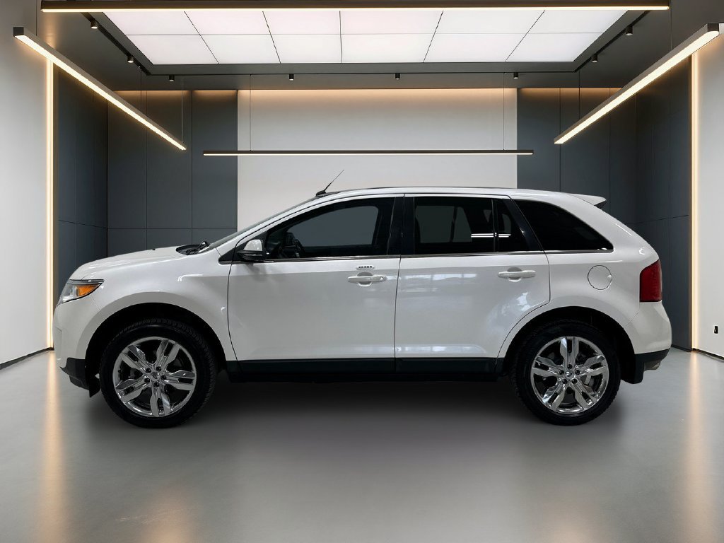 Used 2014 Ford Edge Limited w/ Equipment Group 302A FWD image 2