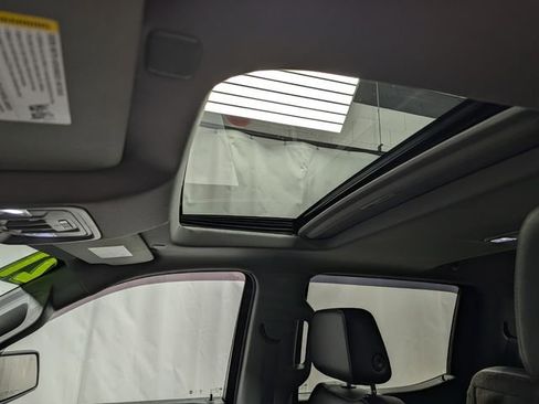 Used 2021 Chevrolet Silverado 1500 LTZ image 11