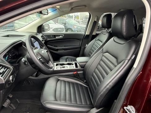 Used 2024 Ford Edge SEL w/ Convenience Package AWD/4WD image 6