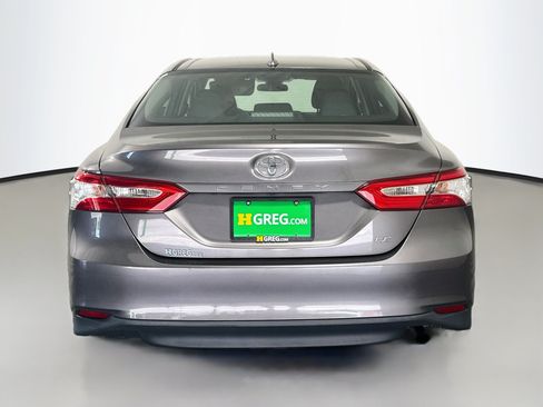 Used 2019 Toyota Camry LE FWD image 8