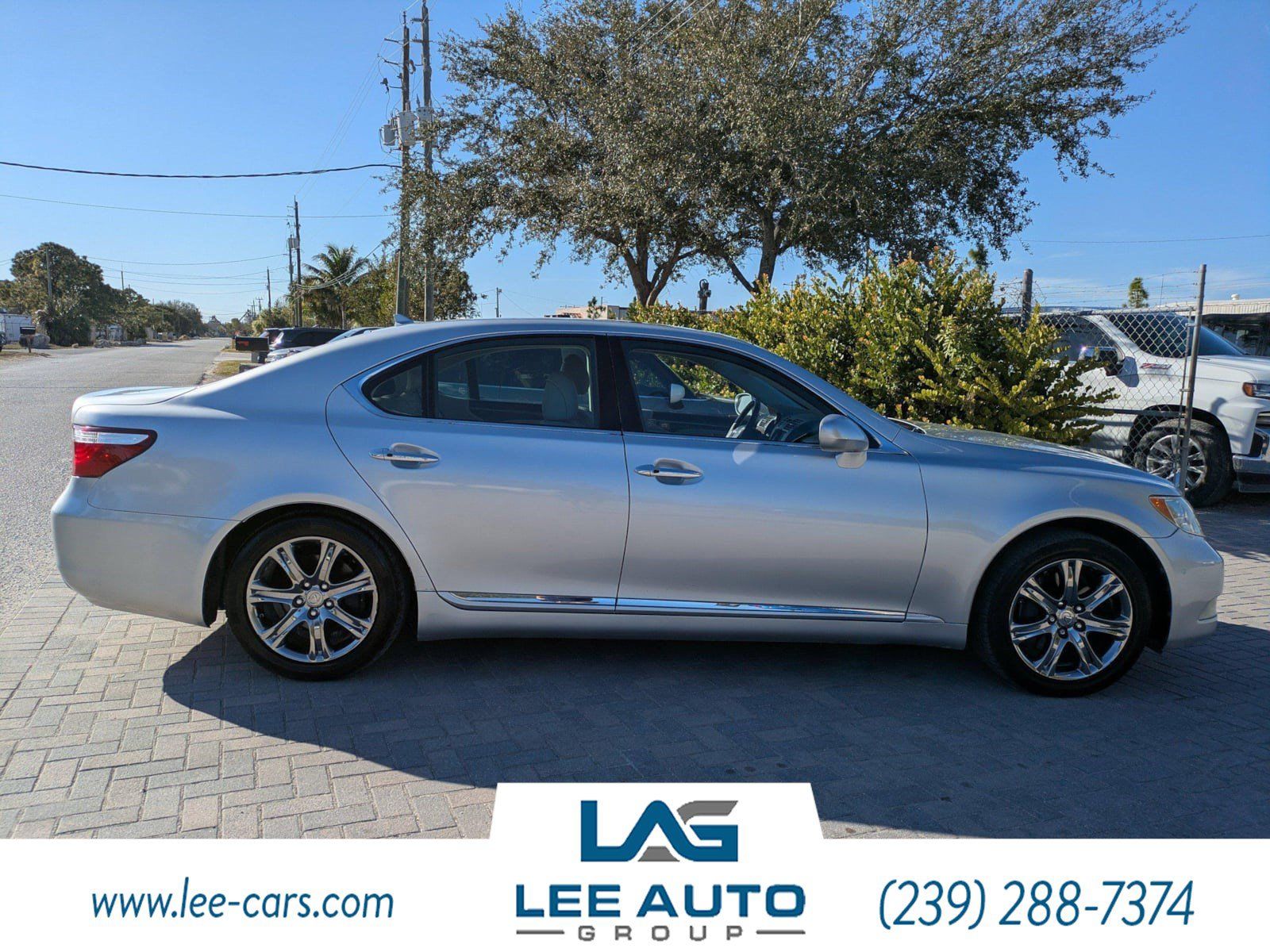 Used 2008 Lexus LS 460 RWD image 2