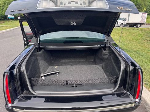 Used 1998 Cadillac De Ville FWD image 12