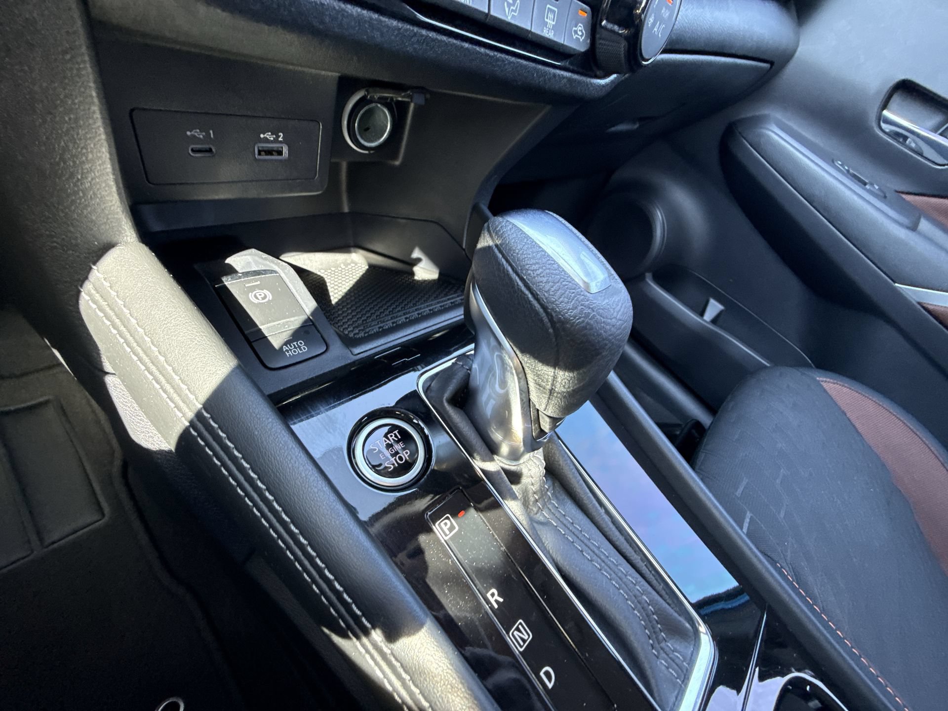 Used 2023 Nissan Kicks SR FWD image 23