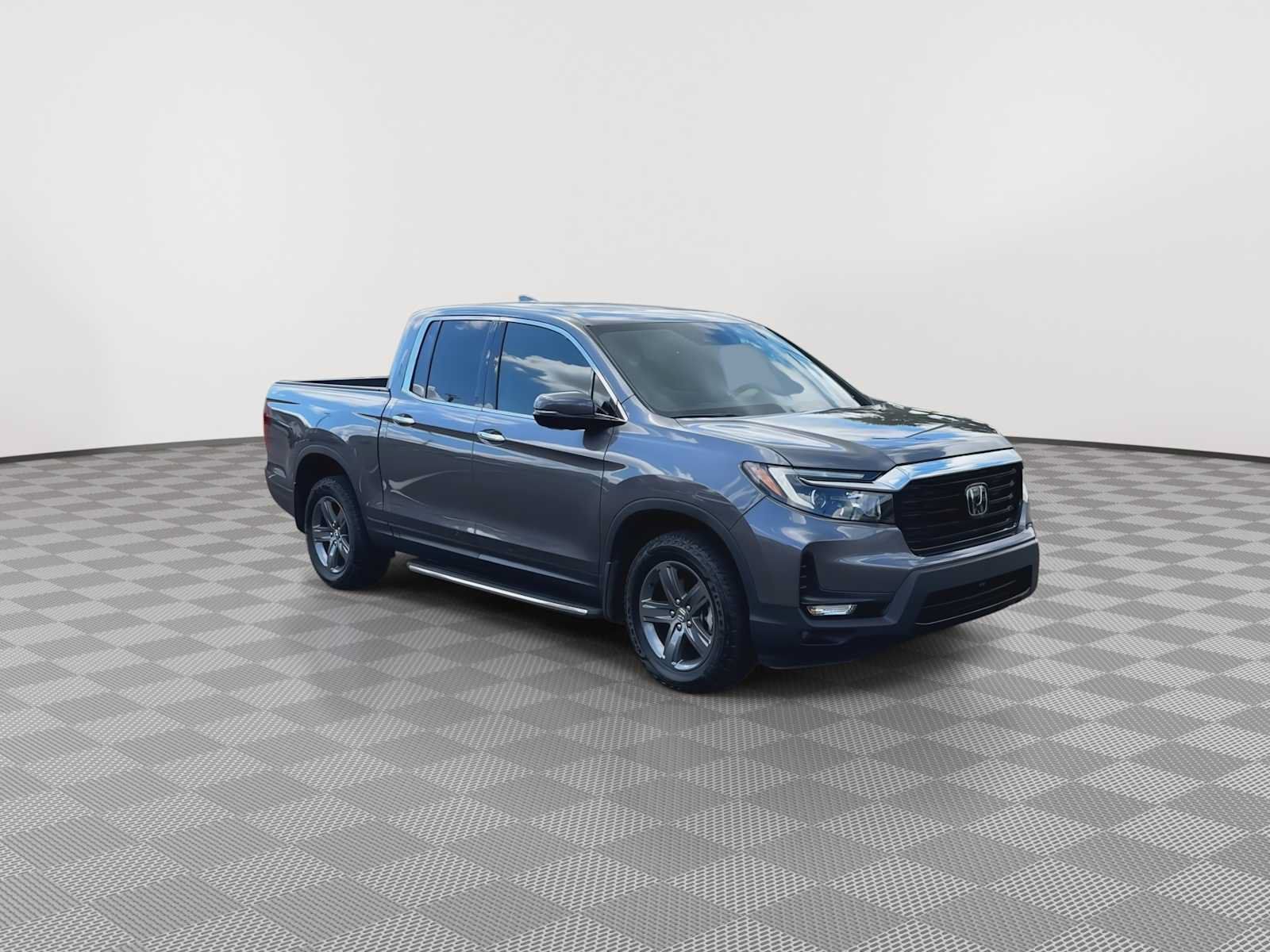 Certified 2023 Honda Ridgeline RTL-E image 2