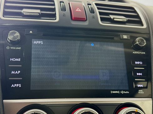 Used 2016 Subaru Crosstrek 2.0i Limited image 13