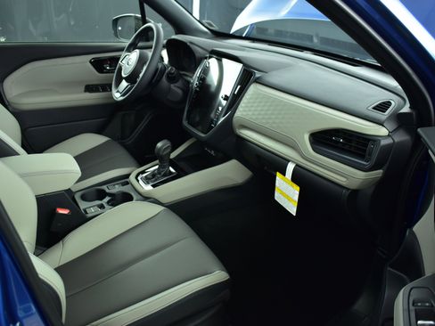 New 2025 Subaru Forester Limited image 20