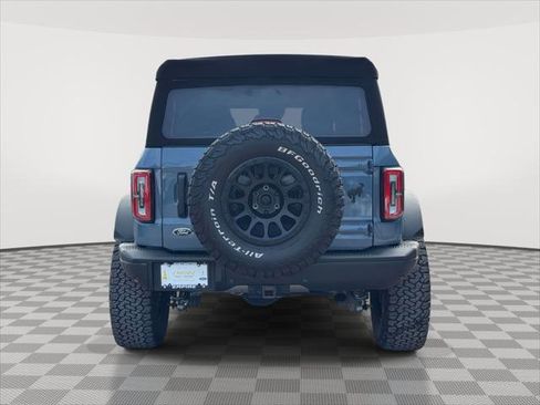 Used 2023 Ford Bronco Badlands image 6