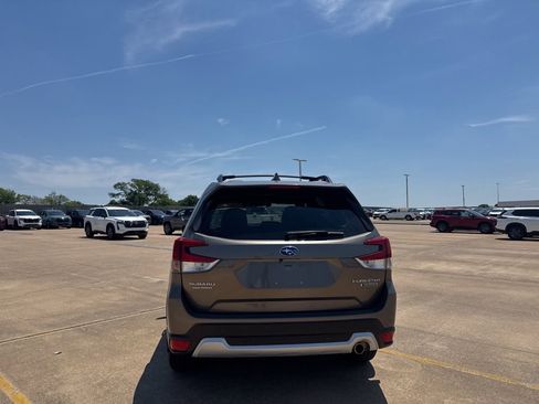 Used 2019 Subaru Forester Touring AWD/4WD image 16