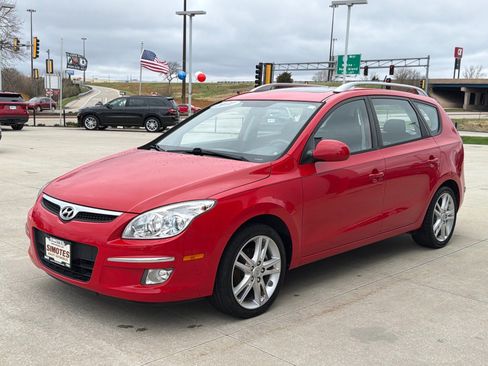 Used 2011 Hyundai Elantra SE image 4