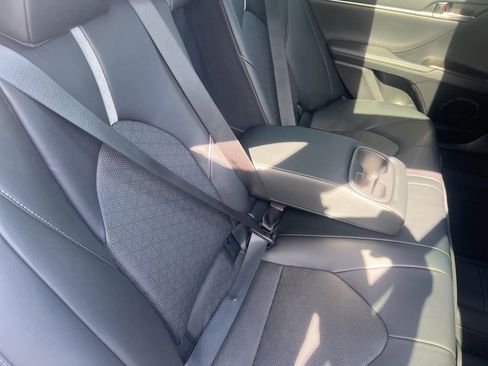 Used 2021 Toyota Camry XSE FWD image 14