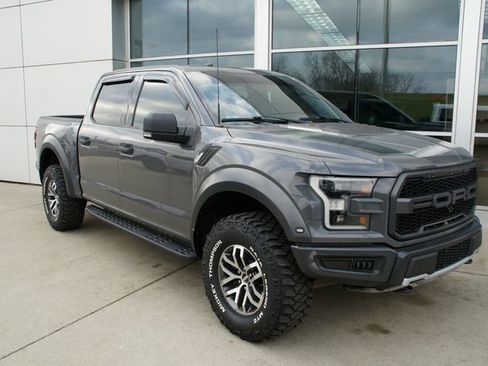 Used 2018 Ford F150 Raptor w/ Equipment Group 801A Mid image 7